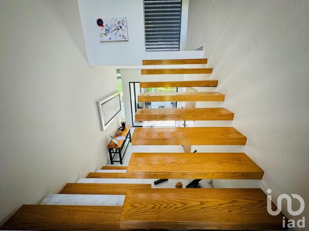 CASA EN VENTA EN RESIDENCIAL LAGOS DEL SOL EN CANCUN QUINTANA ROO