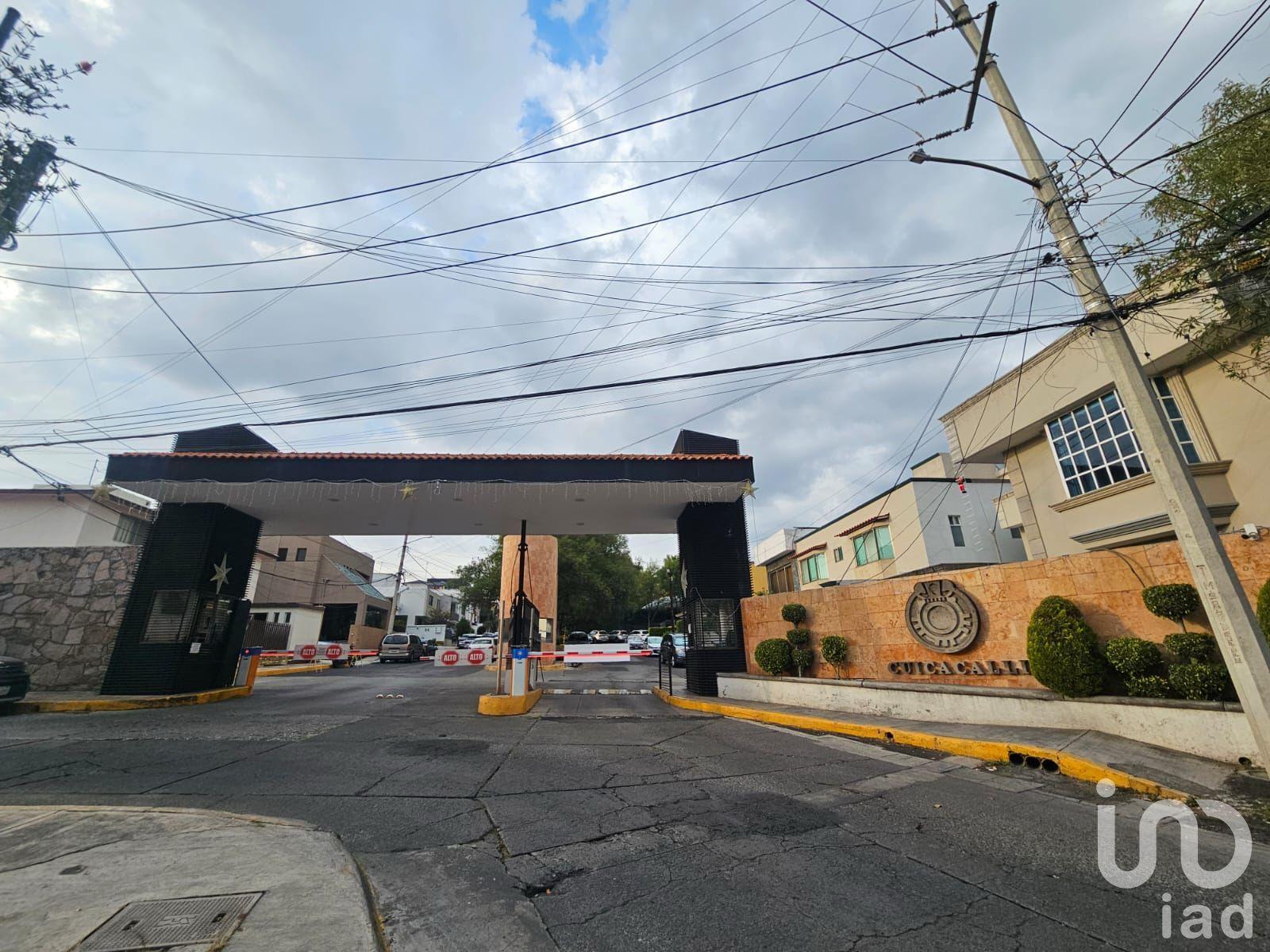 RESIDENCIA UBICADA DENTRO DEL CLUB CUICACALLI RESIDENCIA UBICADA DENTRO DEL CLUB CUICACALLI