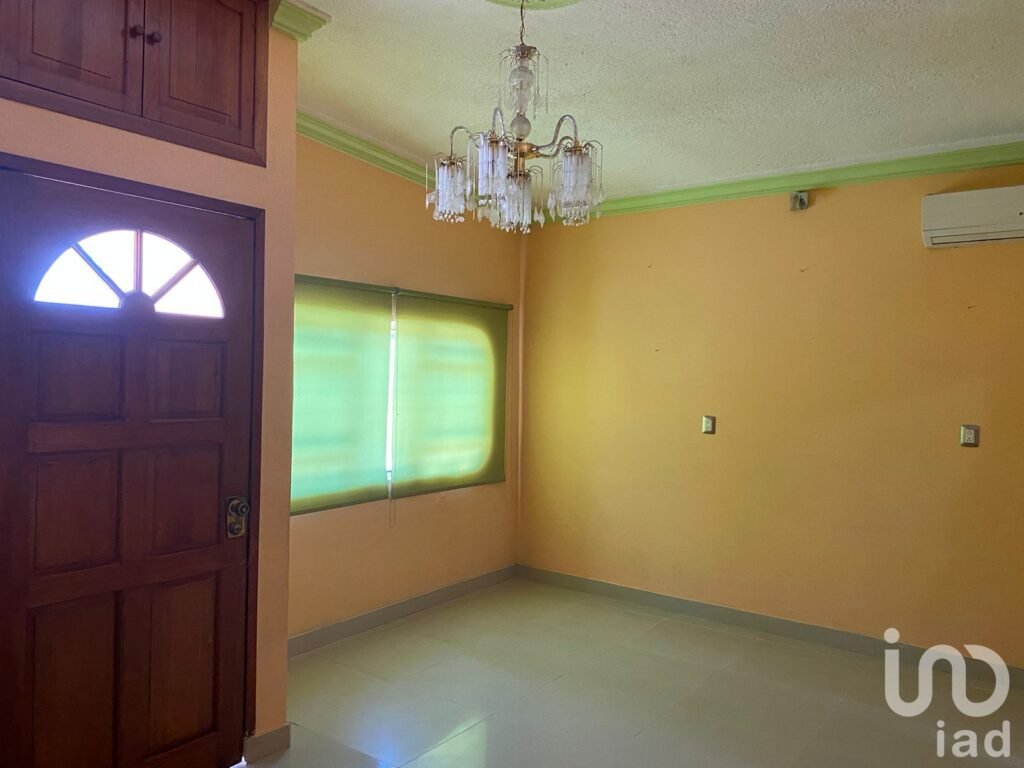 CASA EN VENTA EN LAS DELICIAS, TUXTLA GUTIERREZ