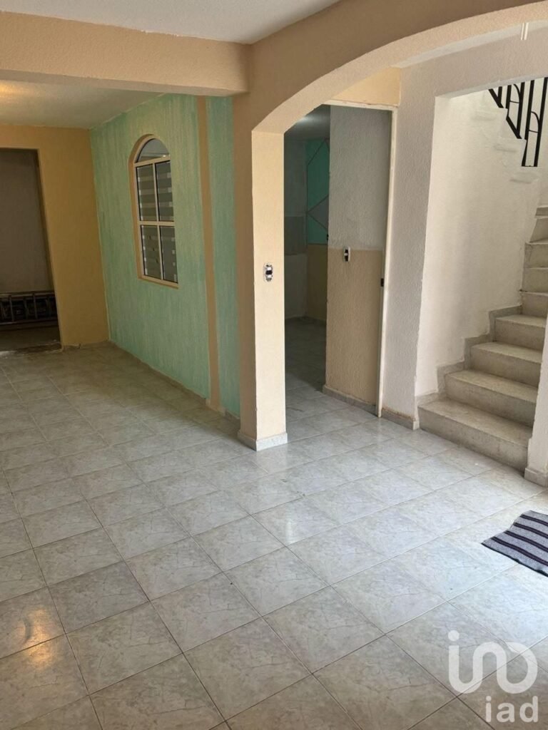 CASA EN VENTA EN LAS AMERICAS CON AMPLIACION DE TERRENO Y CONSTRUCCION