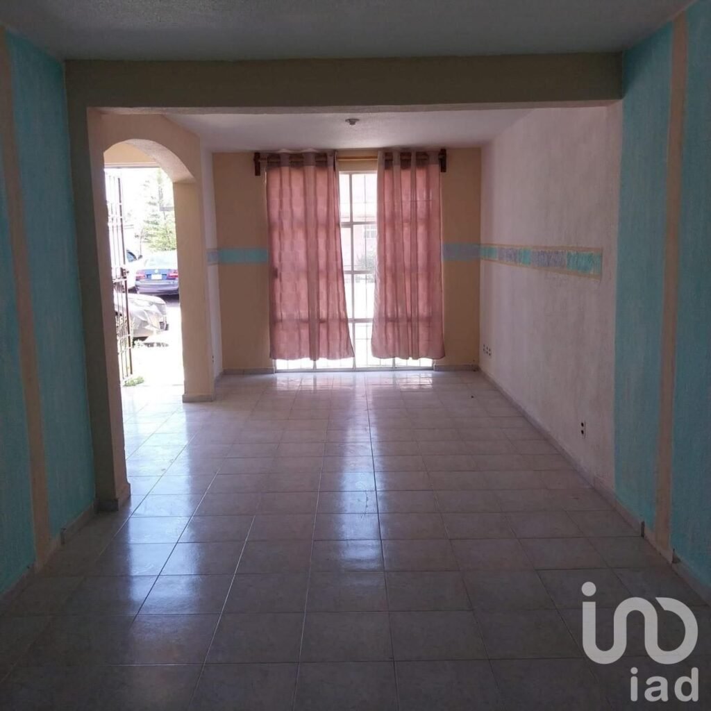 CASA EN VENTA EN LAS AMERICAS CON AMPLIACION DE TERRENO Y CONSTRUCCION