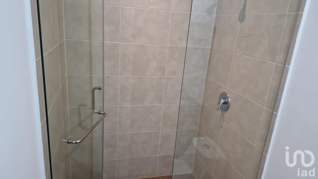 Av. Luis Vega Monroy, Avanta Gardens, Torre B, Departamento 1001B, Querétaro, C.P. 76090