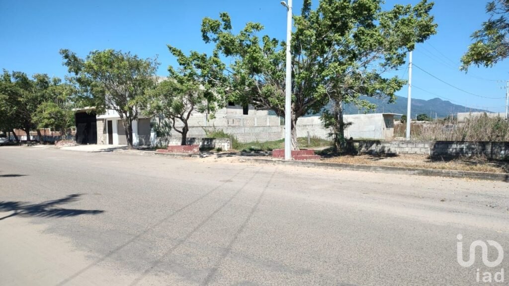 SE VENDE TERRENO COMERCIAL EN SAN JUAN DE ABAJO