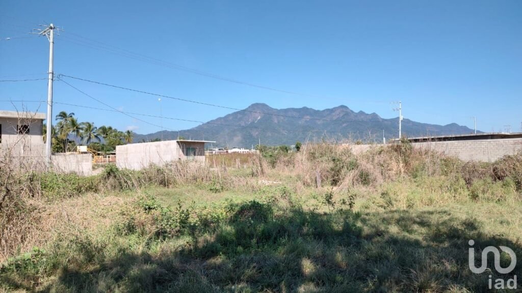 SE VENDE TERRENO COMERCIAL EN SAN JUAN DE ABAJO