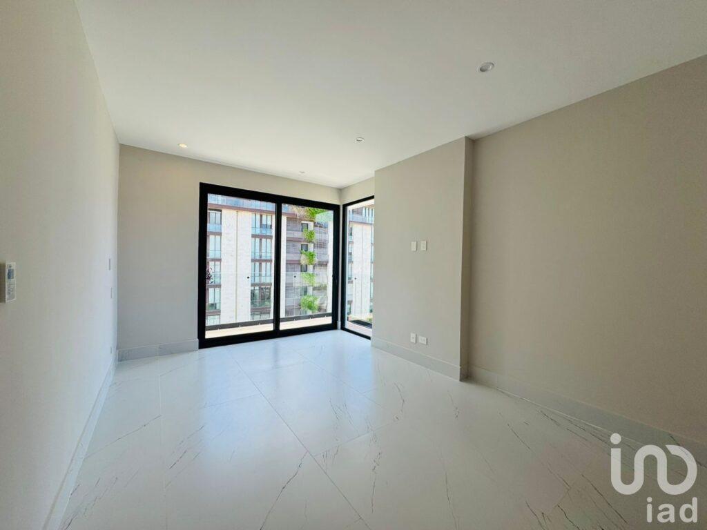 VENTA DE DEPARTAMENTO EN PUERTO CANCUN CON AMENIDADES DE LUJO