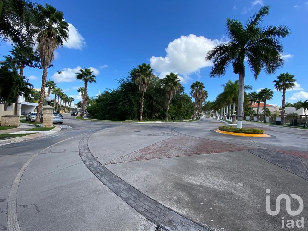 TERRENO EN VENTA EN VILLA MAGNA , CANCUN QUINTANA ROO