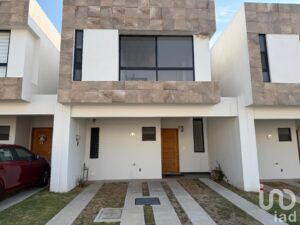 CASA EN VENTA LOMAS DE ANGELOPOLIS III, PUEBLA. VENTA DE OPORTUNIDAD!! Danf 539146