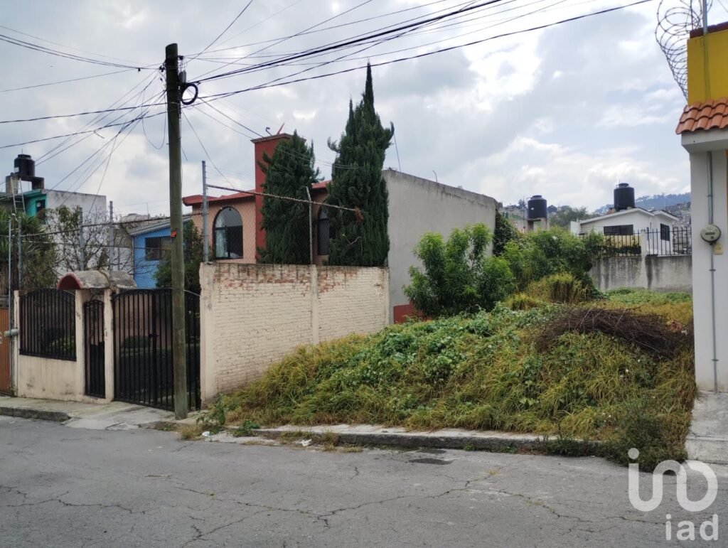 Terreno en venta en Barrio de Santa Bárbara, Toluca, Méx.