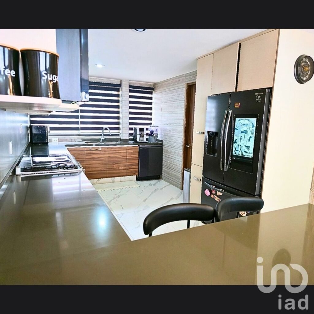 Casa en venta en Condominio Maples, en San Miguel Totocuitlapilco, Metepec, Méx.