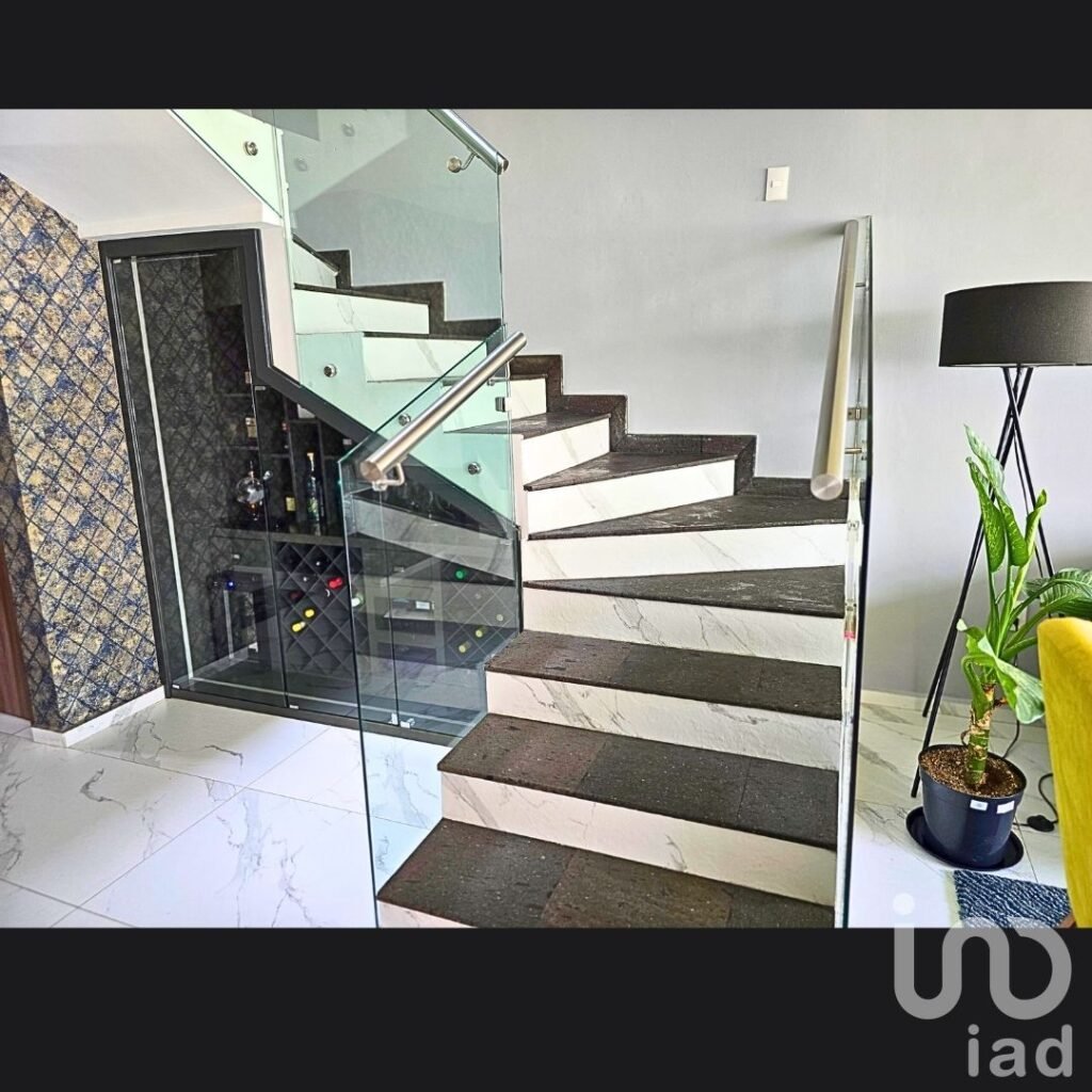 Casa en venta en Condominio Maples, en San Miguel Totocuitlapilco, Metepec, Méx.