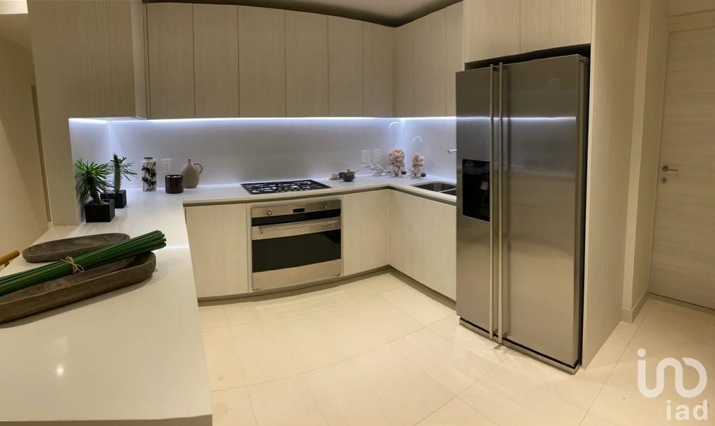 VENTA DE DEPARTAMENTO EN PUERTO CANCUN CON VISTA AL MAR