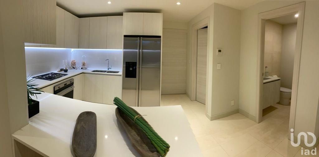 VENTA DE DEPARTAMENTO EN PUERTO CANCUN CON VISTA AL MAR