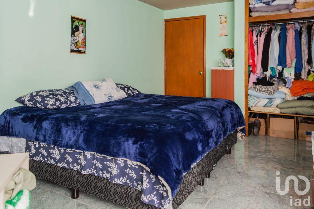 CASA EN VENTA EN TECAMAC (OJO DE AGUA)