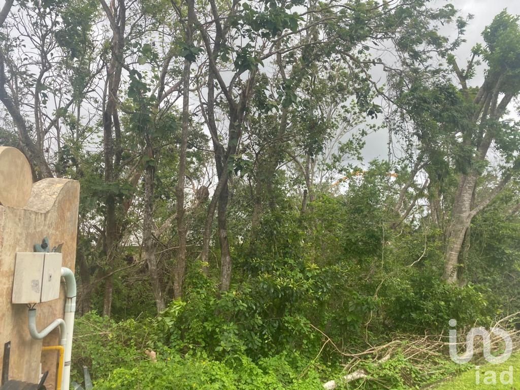VENTA DE TERRENO EN RESIDENCIAL LAGOS DEL SOL FRENTE AL LAGO EN CANCUN QUINTANA ROO