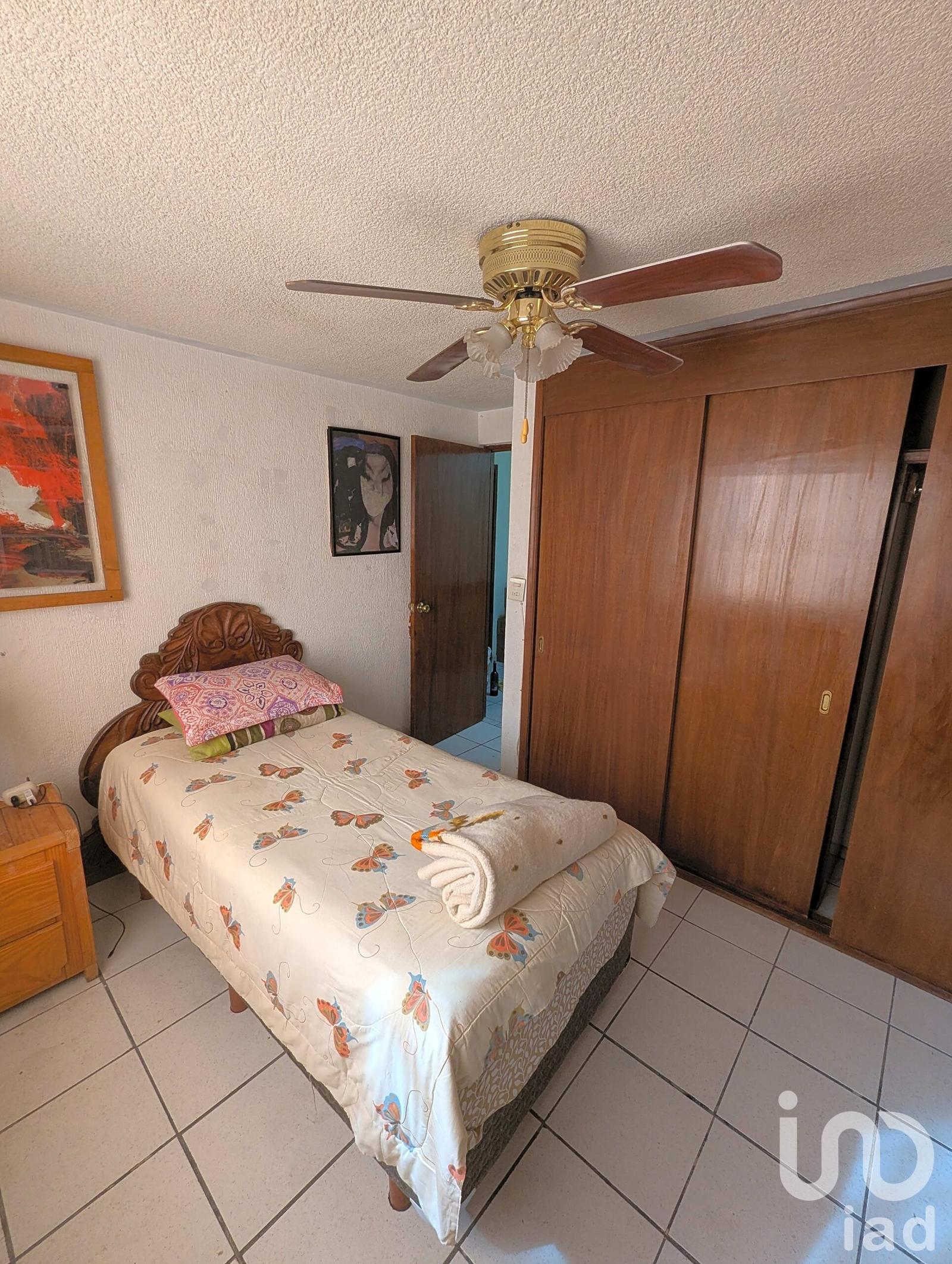 La Joya en Av. Comercial por Hospital General