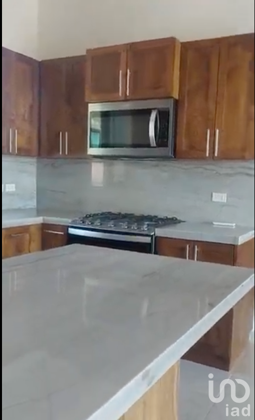 Casa en privada residencial en el centenario de La Paz