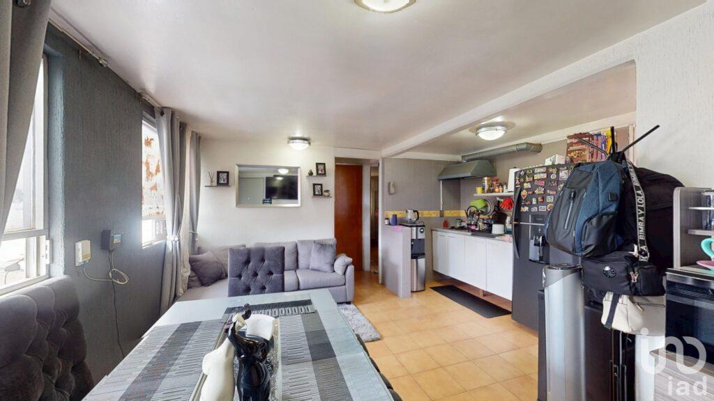 Departamento en venta de 2 recámaras en Col. Huichapan, Miguel Hidalgo, Ciudad de México