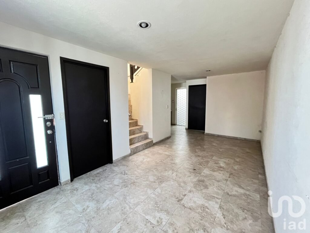 CASA EN VENTA EN ARBOLEDAS DE LOMA BELLA