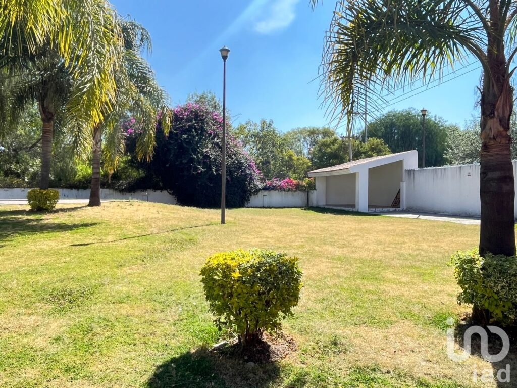 CASA EN VENTA EN ARBOLEDAS DE LOMA BELLA