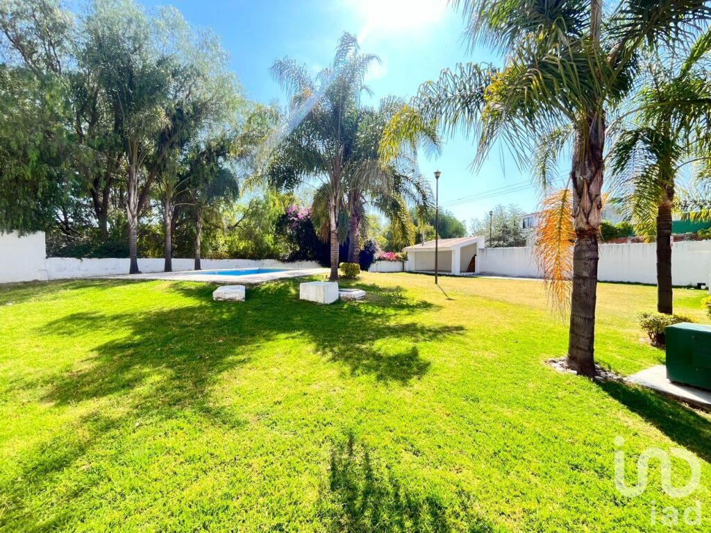 CASA EN VENTA EN ARBOLEDAS DE LOMA BELLA