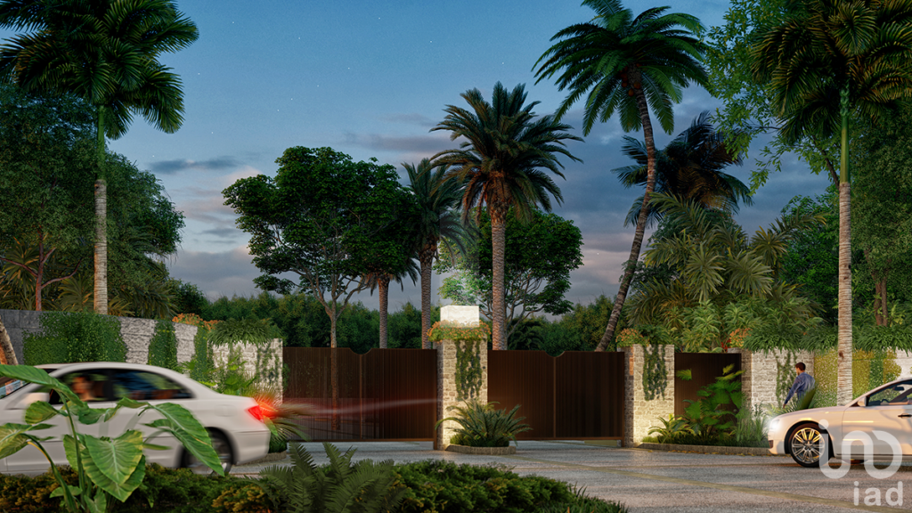 VENTA DE LOTE RESIDENCIAL SOBRE AVENIDA HUAYACAN EN CANCUN QUINTANA ROO