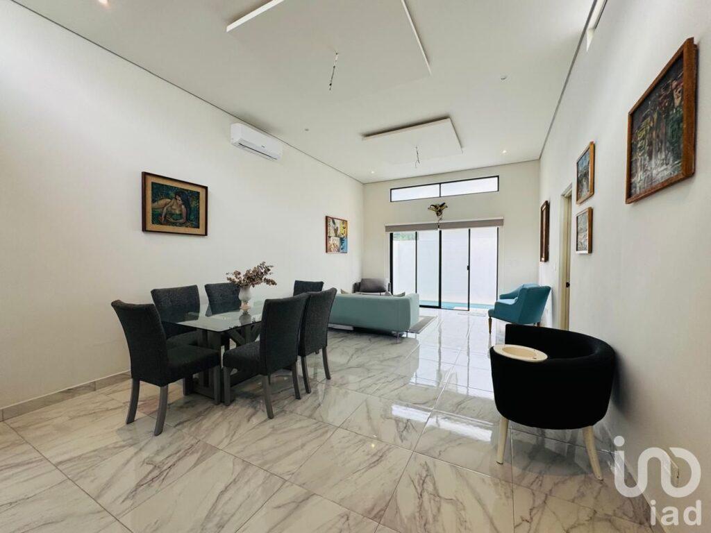 CASA EN VENTA EN RESIDENCIAL RIO CANCUN QUINTANA ROO