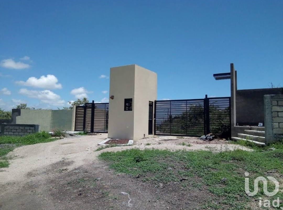 VENTA DE TERRENOS DE USO RESIDENCIAL EN EL FRACCIONAMIENTO JOYAS  DE TLAYACAPAN