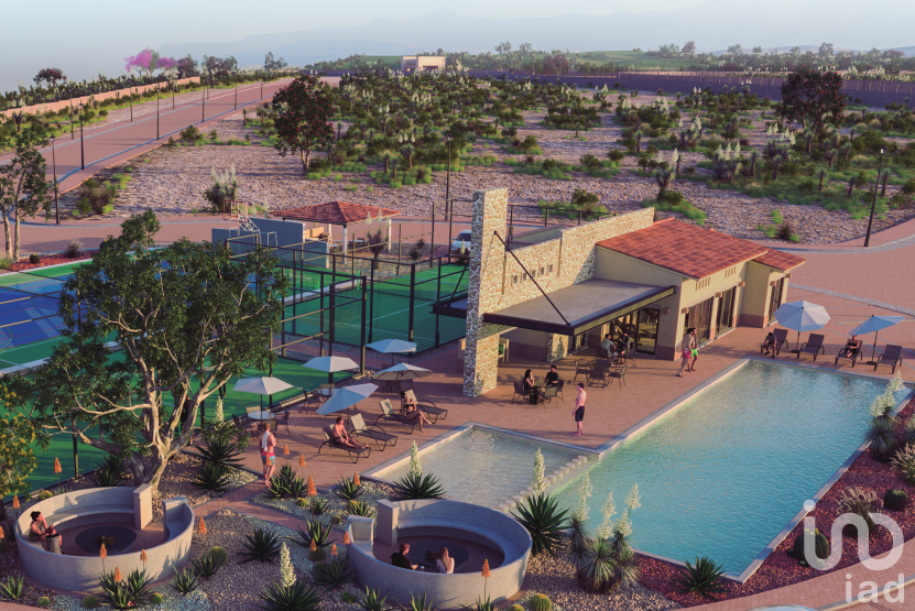 Terreno de 117m2 en traspaso al norte de Monterrey en importante desarrollo residencial de lujo