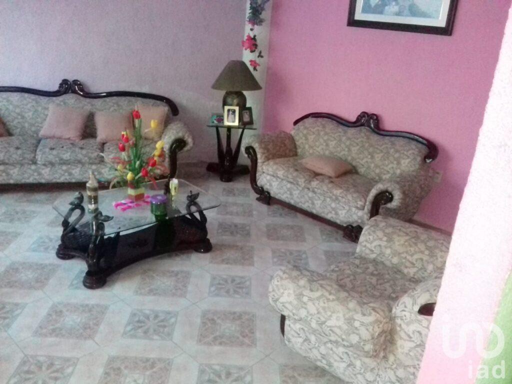 CASA EN VENTA COLONIA LAS AGUILAS TUXTLA GUTIERREZ, CHIAPAS.