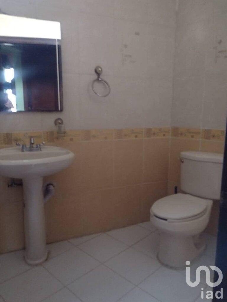 CASA EN VENTA COLONIA LAS AGUILAS TUXTLA GUTIERREZ, CHIAPAS.