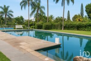 VENTA DE CASA EN CONDOMINIO ZONA DORADA