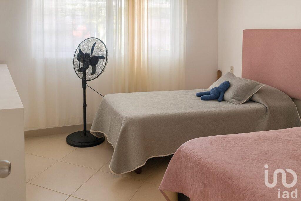 VENTA DE CASA EN CONDOMINIO ZONA DORADA