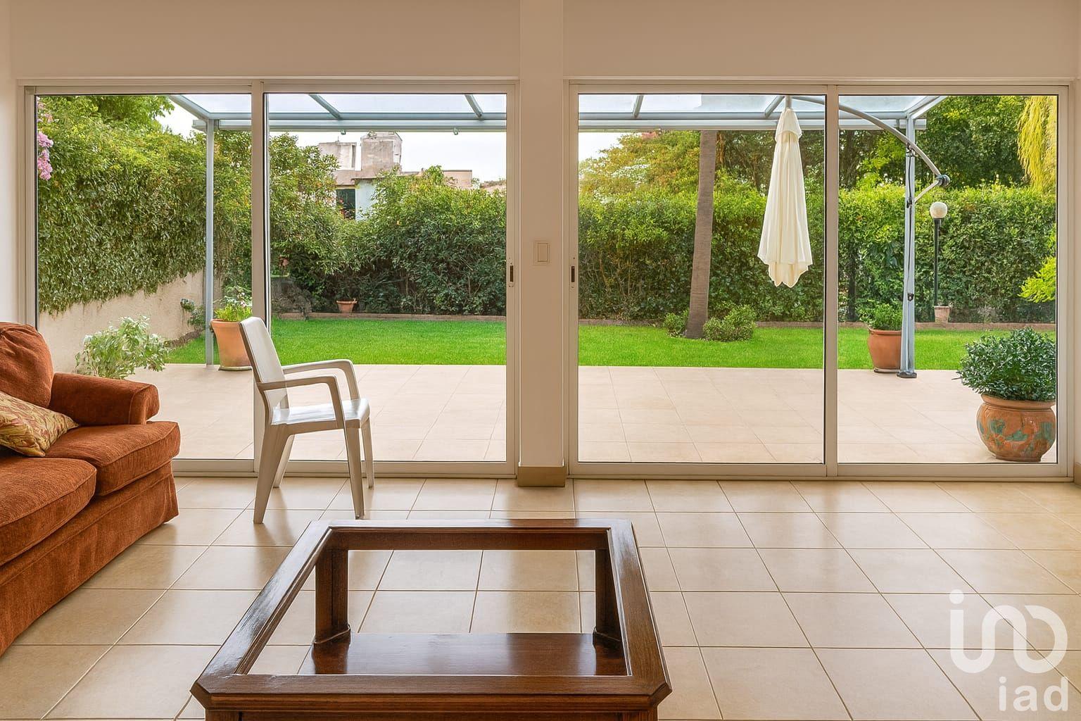 VENTA DE CASA EN CONDOMINIO ZONA DORADA