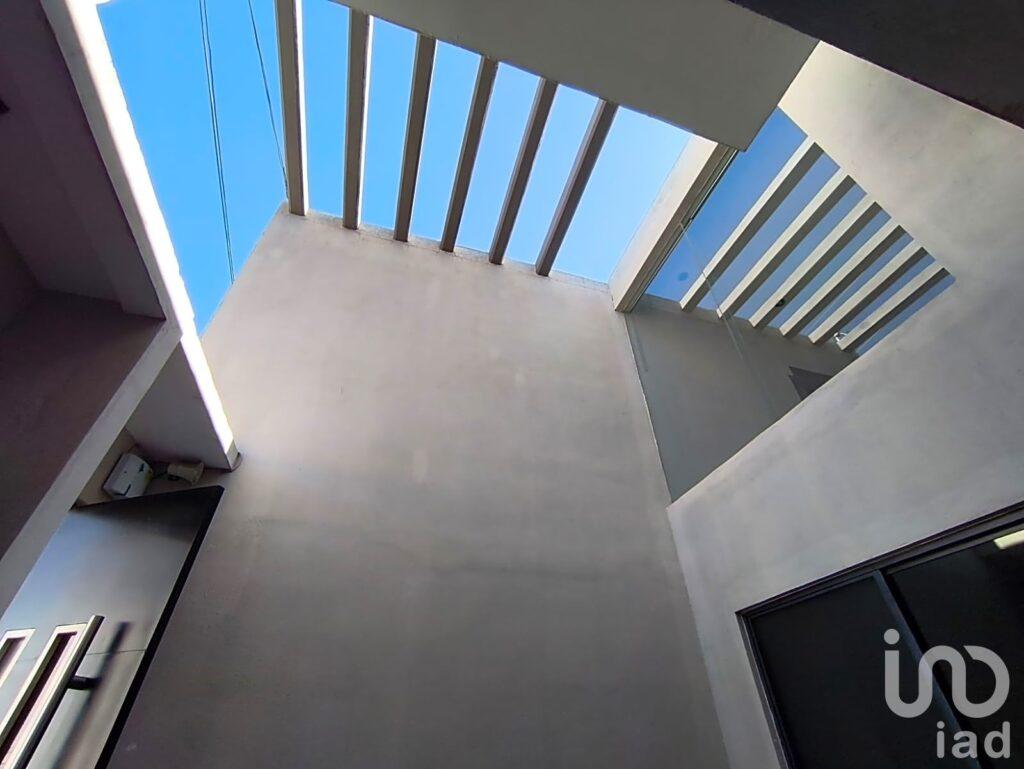 Casa en VENTA de 3 recámaras en la Virgen SGS