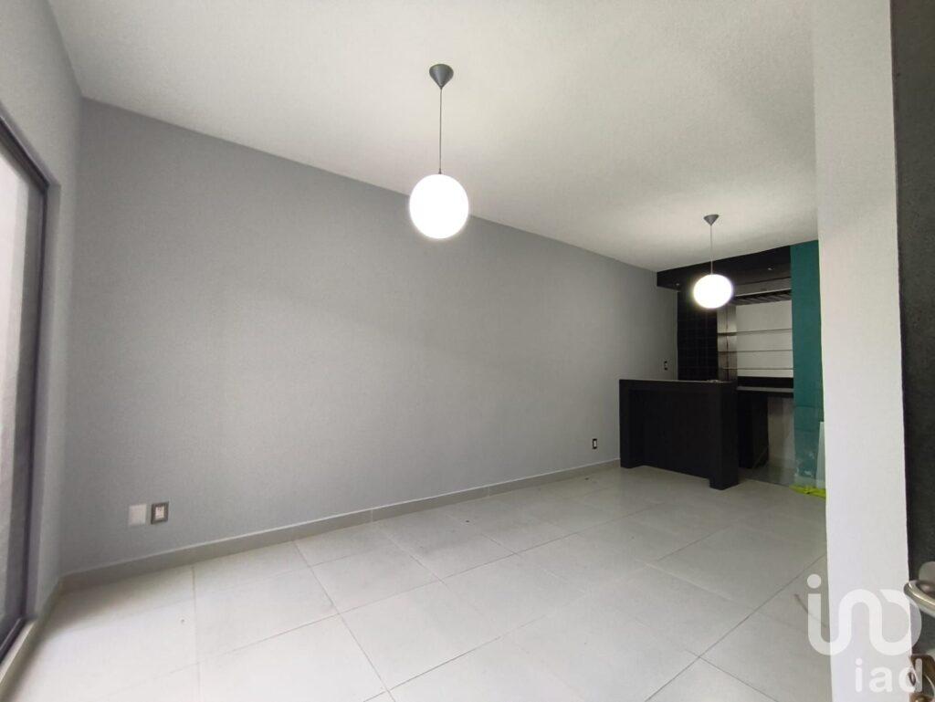 Casa en VENTA de 3 recámaras en la Virgen SGS