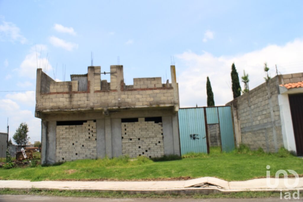 Terreno bardeado en venta en San Pablo Autopan