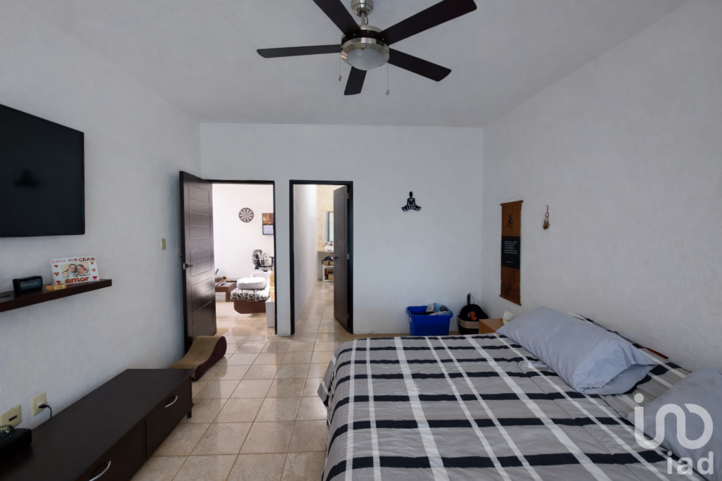 CASA EN VENTA EN CONDOMINIO, LOMAS DE ATZINGO, NORTE DE CUERNAVACA, MORELOS