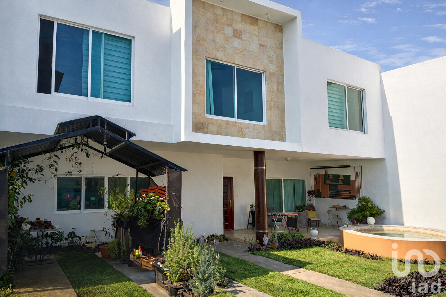 CASA EN VENTA EN CONDOMINIO, LOMAS DE ATZINGO, NORTE DE CUERNAVACA, MORELOS