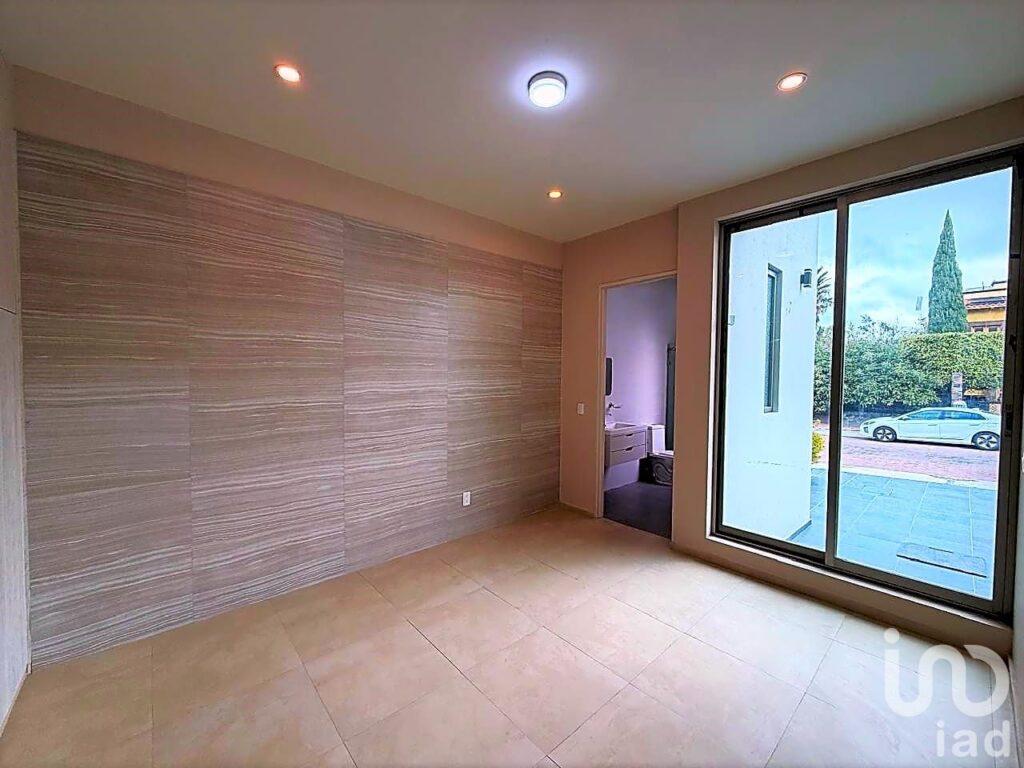 CASA EN VENTA CUMBRES DEL CIMATARIO