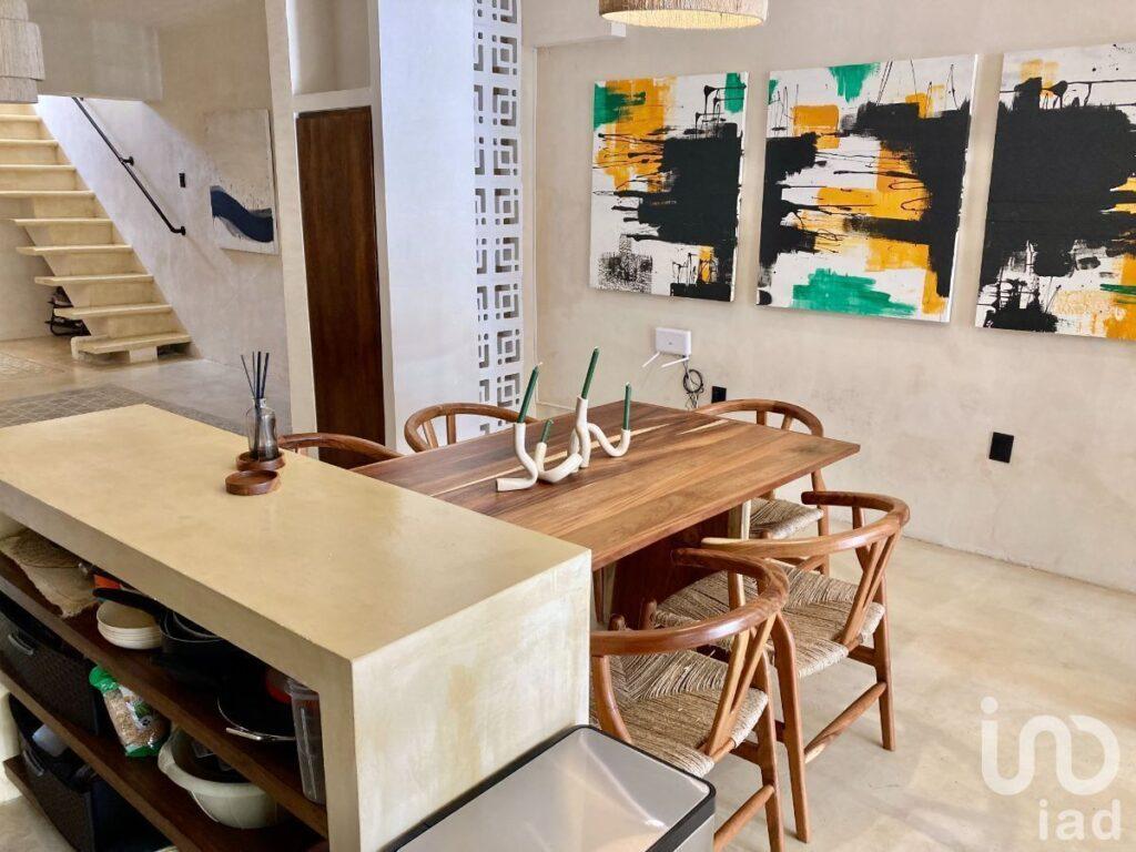 CASA AMUEBLADA Y EQUIPADA EN EL BARRIO DE SANTIAGO