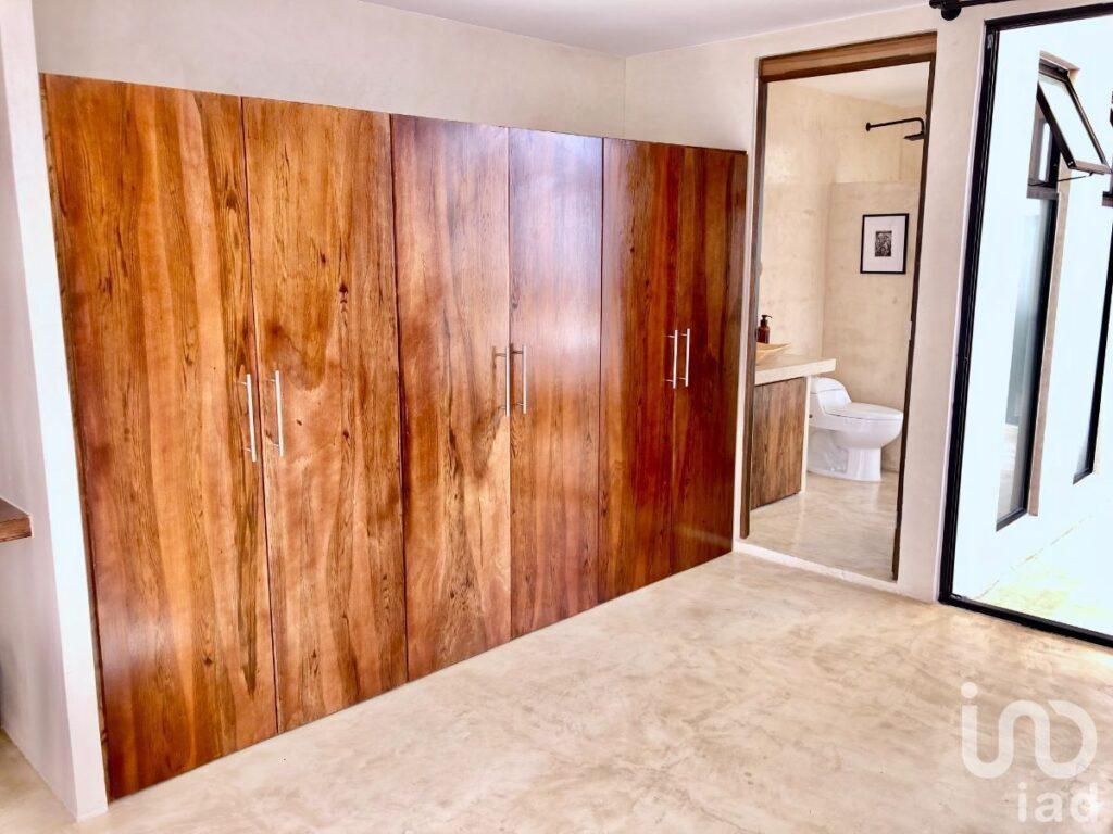 CASA AMUEBLADA Y EQUIPADA EN EL BARRIO DE SANTIAGO