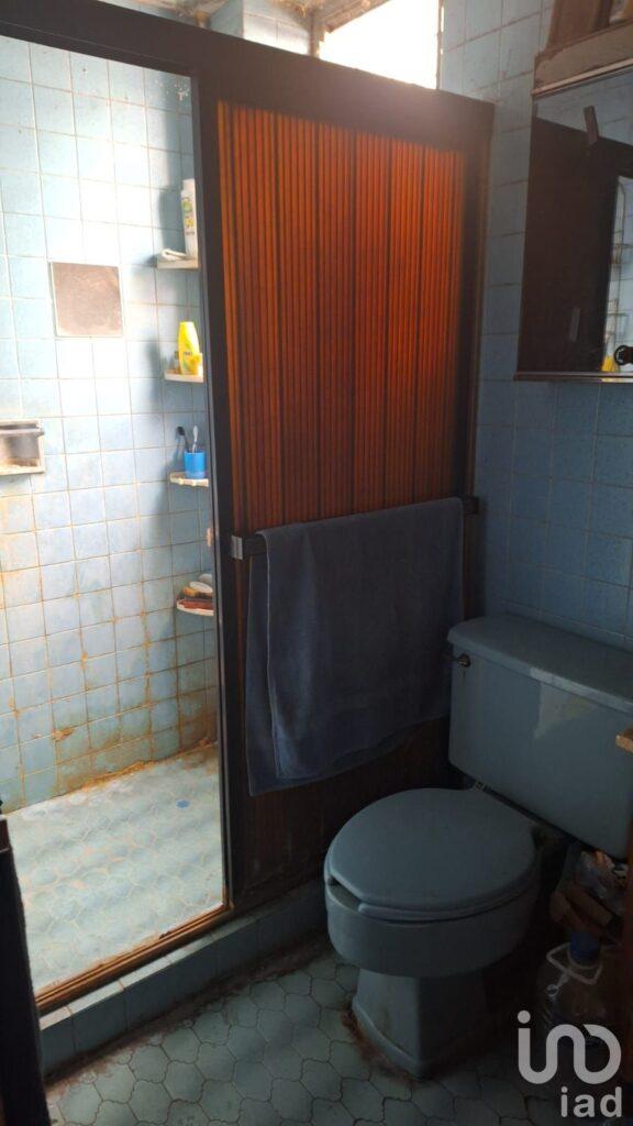 Se Vende Casa para Remodelar con accesorias para comercio en la col. Del Carmen Coyoacán, cdmx