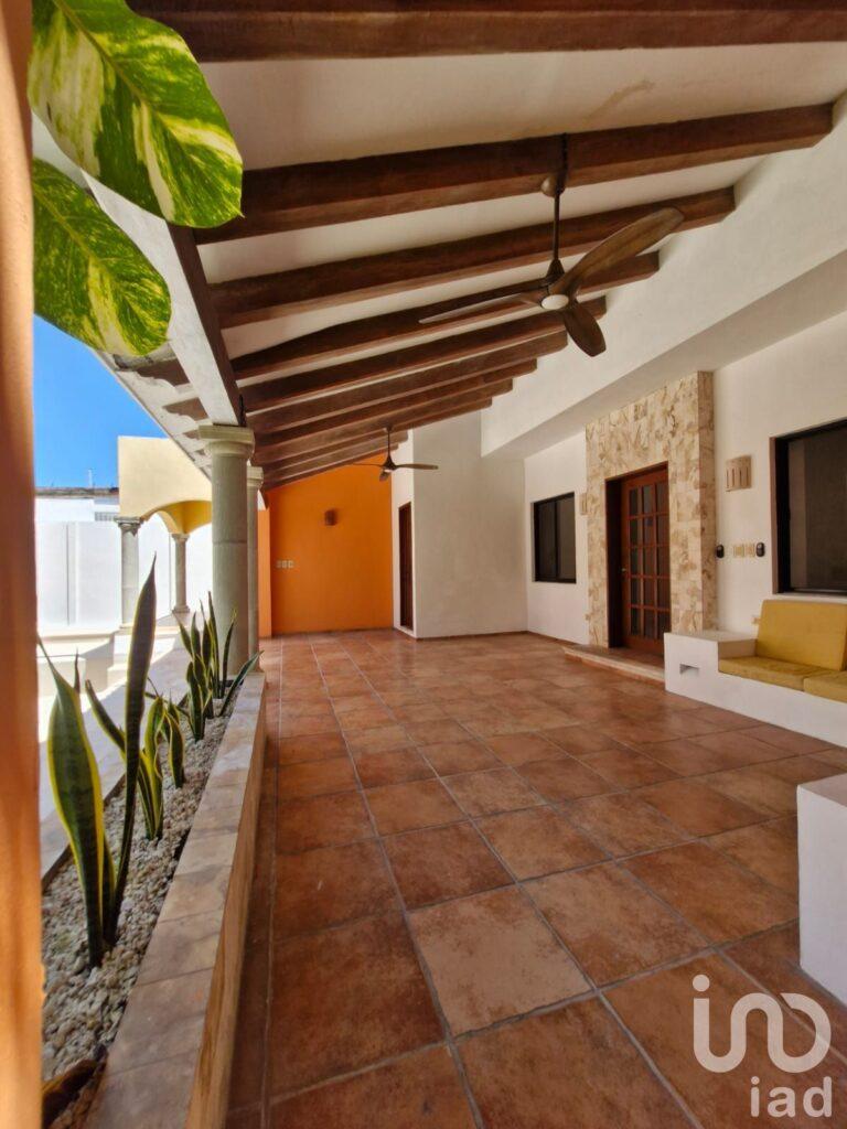 Casa en venta, Residencial Montebello, dentro de la ciudad de Mérida, Yucatán