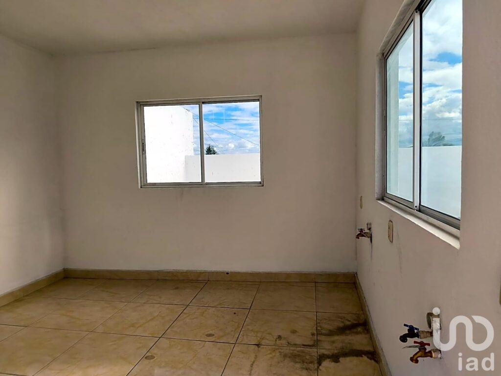 Casa en VENTA de 5 recamaras a unos metros de Carr Rio Verde