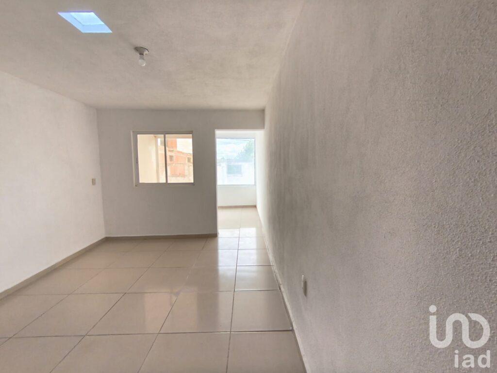 Casa en VENTA de 5 recamaras a unos metros de Carr Rio Verde