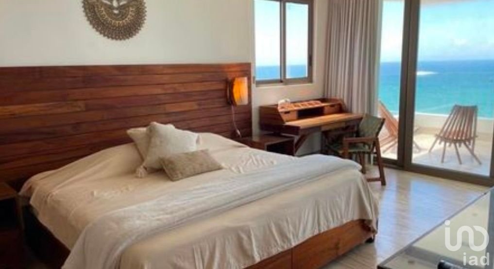 Departamento amueblado en Venta frente al mar en Chicxulub, Yucatán.