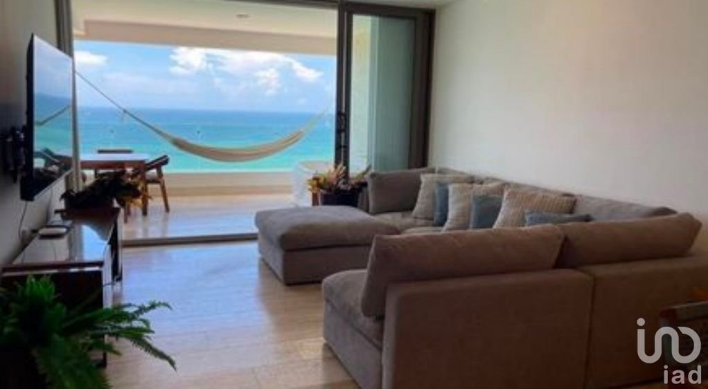 Departamento amueblado en Venta frente al mar en Chicxulub, Yucatán.