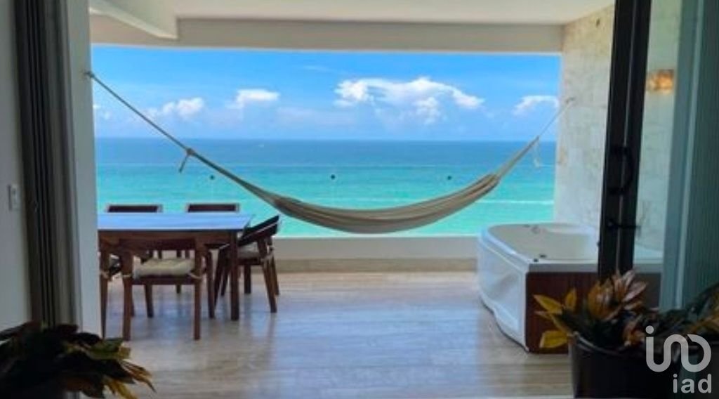 Departamento amueblado en Venta frente al mar en Chicxulub, Yucatán.