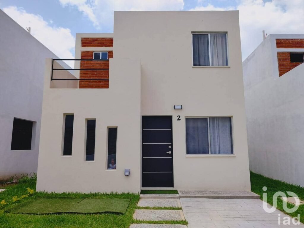 SE VENDEN CASAS NUEVAS POR ZONA PETROMEX POZA RICA, VER.