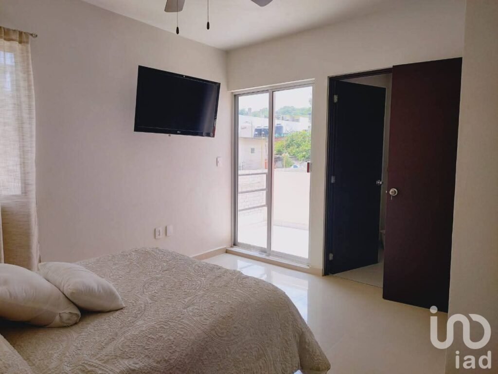 SE VENDEN CASAS NUEVAS POR ZONA PETROMEX POZA RICA, VER.